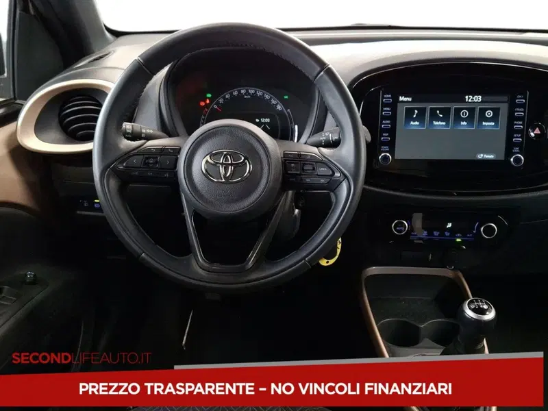 Toyota Aygo X usata a Roma (19)