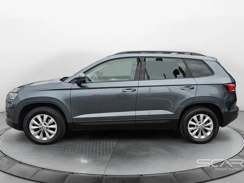 Skoda Karoq usata a Livorno (2)