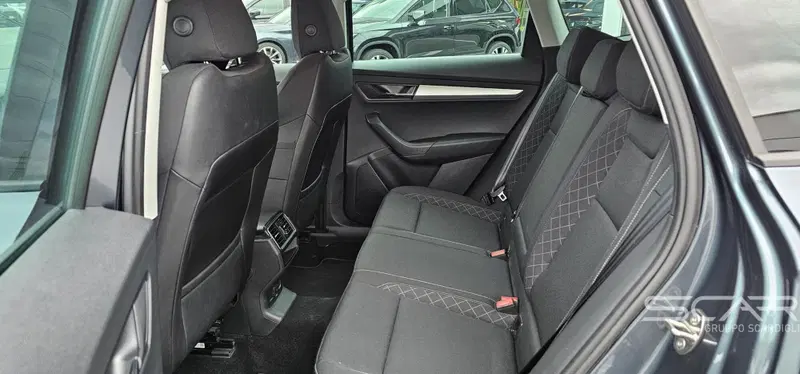 Skoda Karoq usata a Livorno (20)