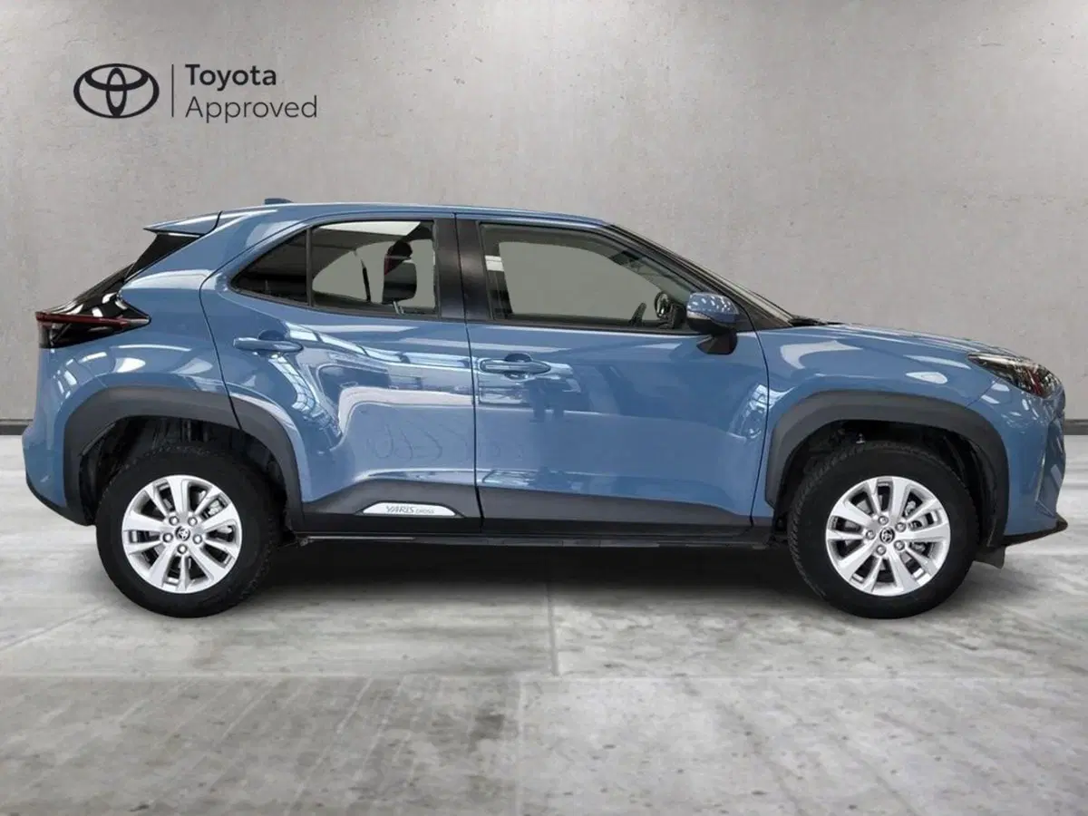 Toyota Yaris Cross usata a Roma (4)