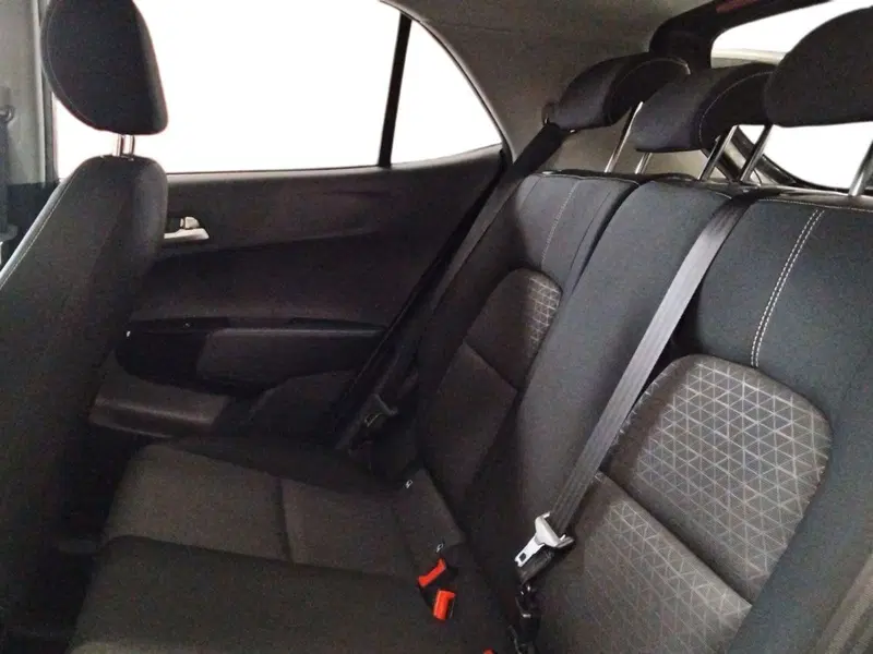 Kia Picanto usata a Roma (9)