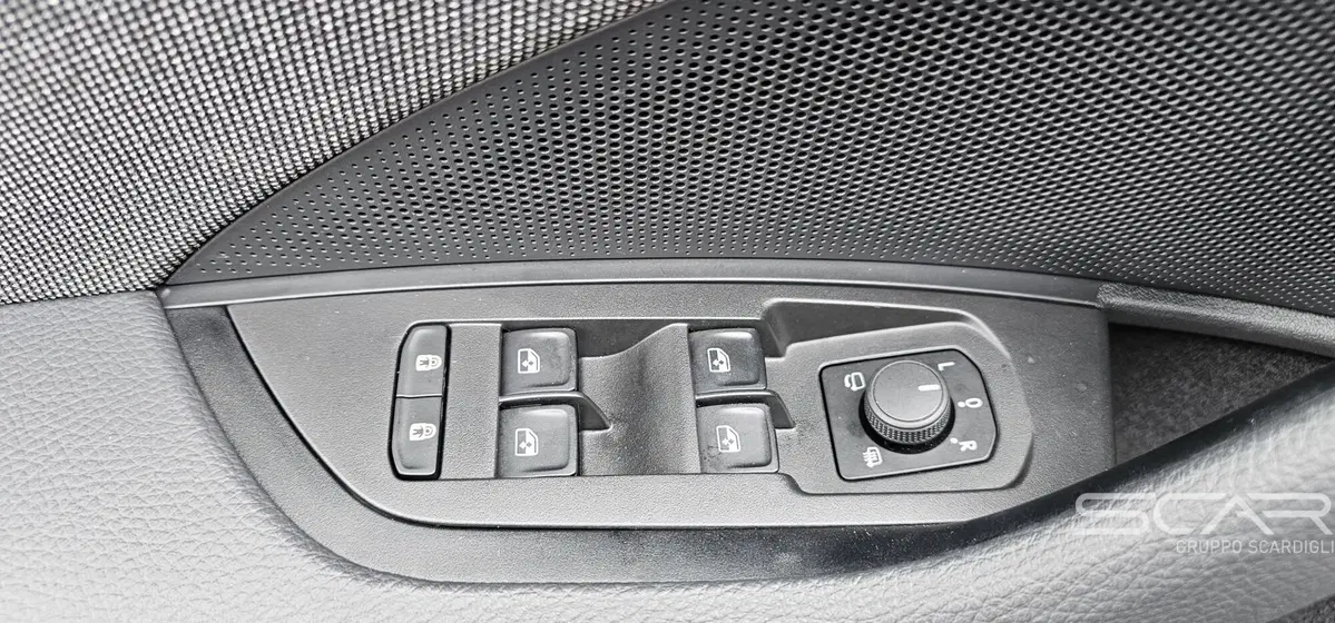 Skoda Kodiaq usata a Livorno (13)