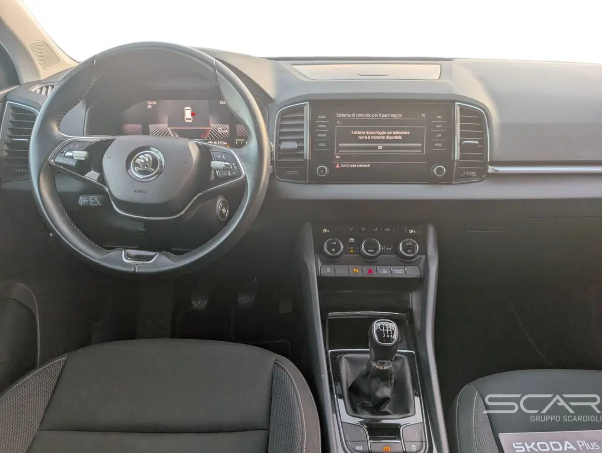 Skoda Karoq usata a Livorno (19)