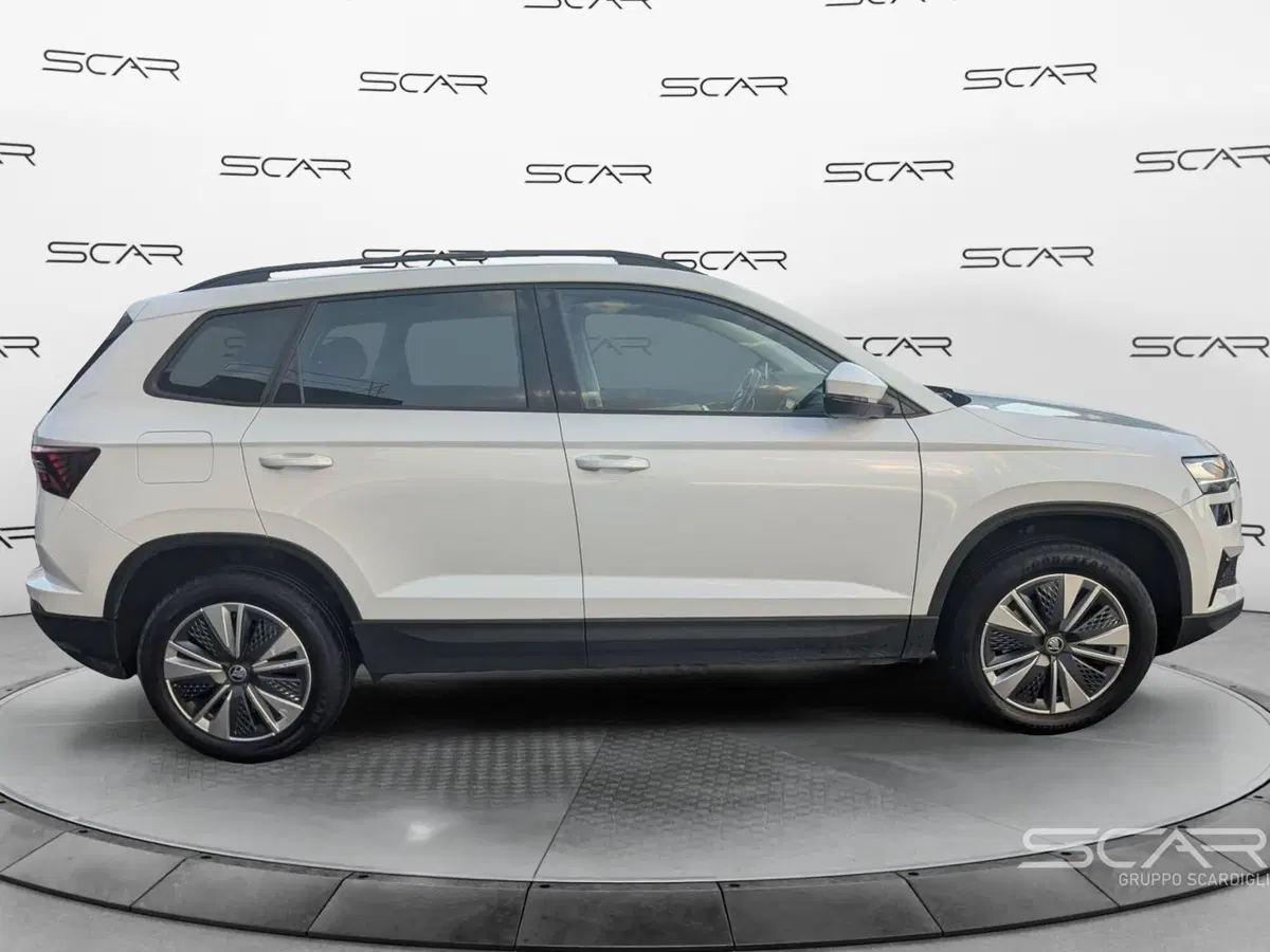 Skoda Karoq usata a Livorno (4)