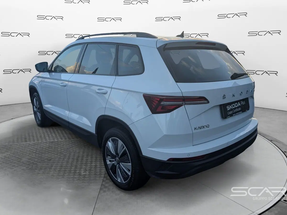 Skoda Karoq usata a Livorno (7)
