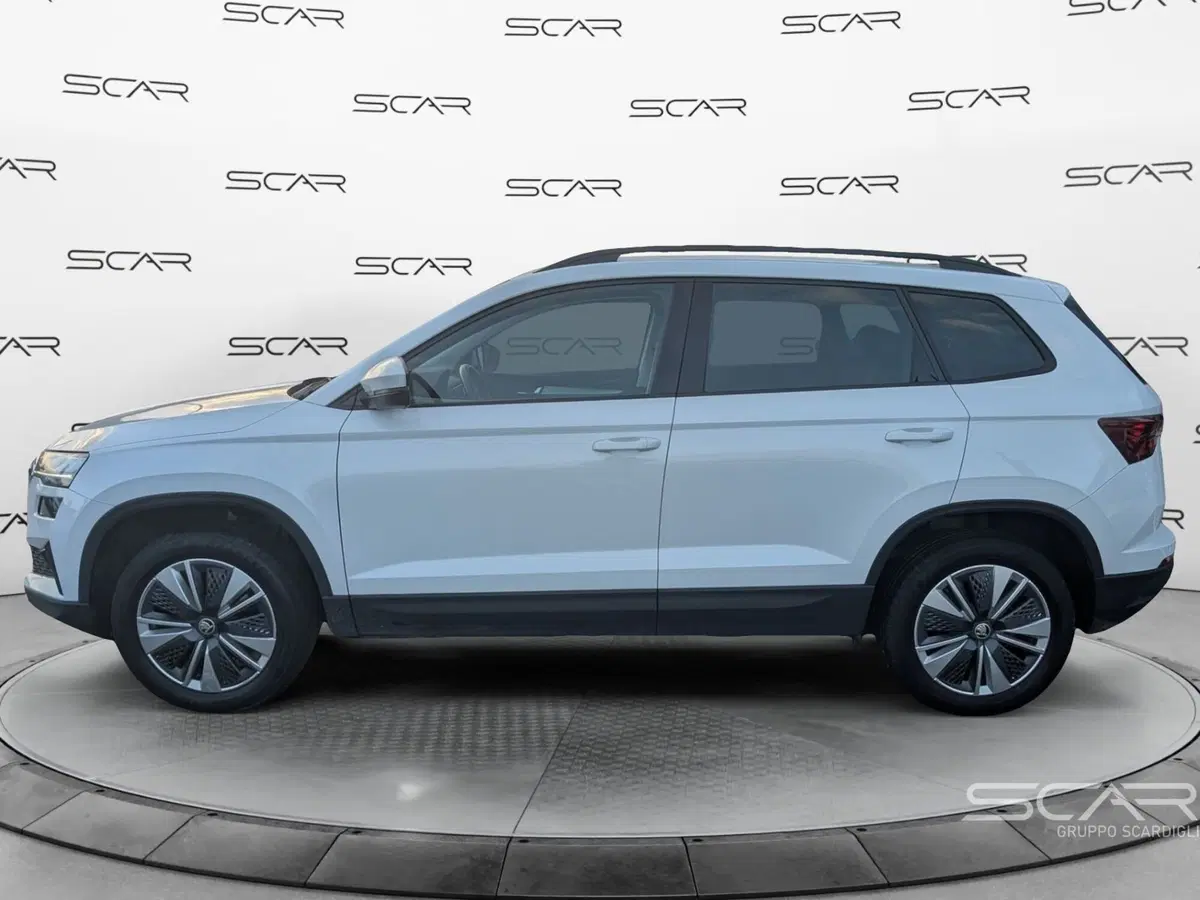 Skoda Karoq usata a Livorno (8)