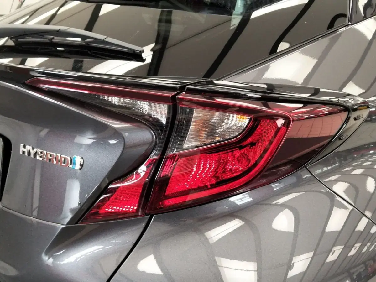 Toyota Toyota C-HR usata a Roma (18)