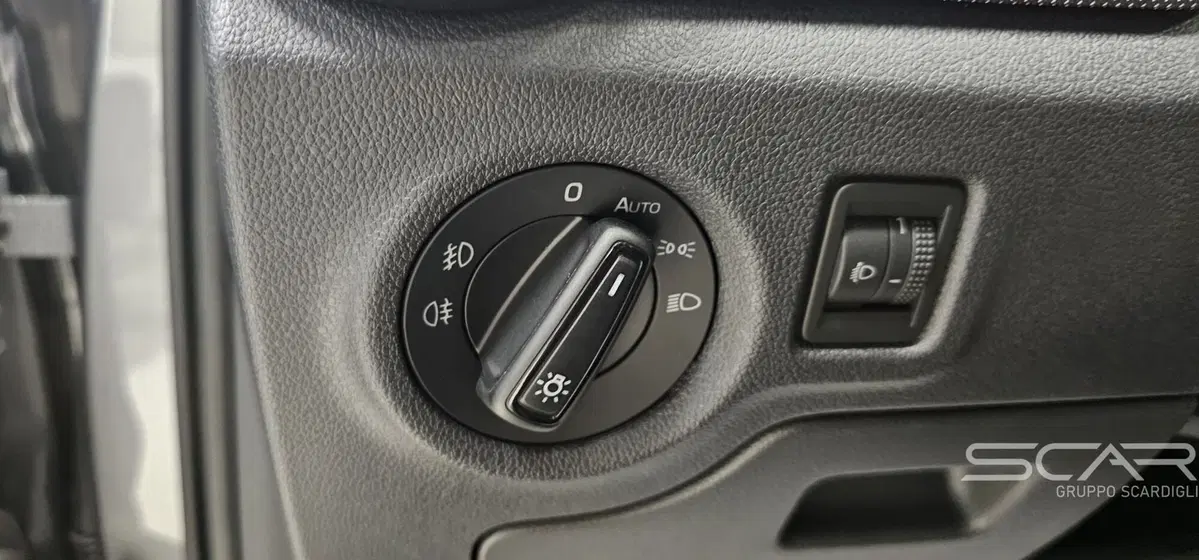 Skoda Fabia usata a Livorno (13)