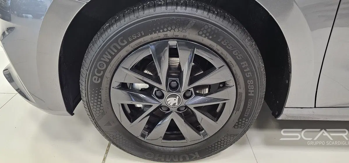 Skoda Fabia usata a Livorno (9)