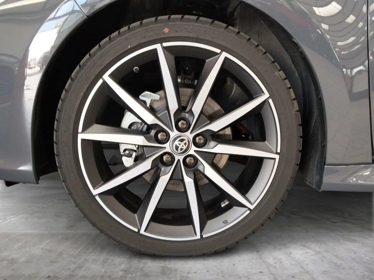 Toyota Yaris GR Sport usata a Roma (14)