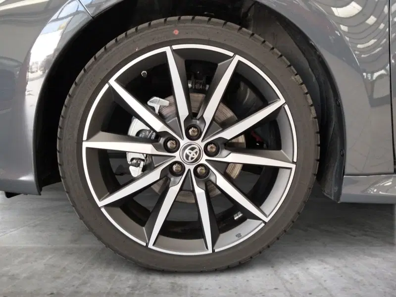 Toyota Yaris GR Sport usata a Roma (14)