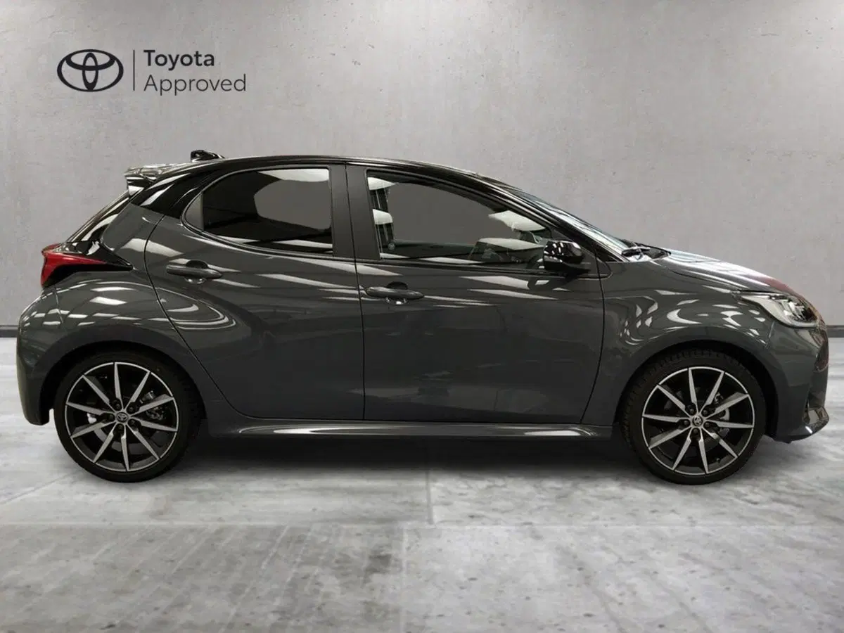 Toyota Yaris GR Sport usata a Roma (3)
