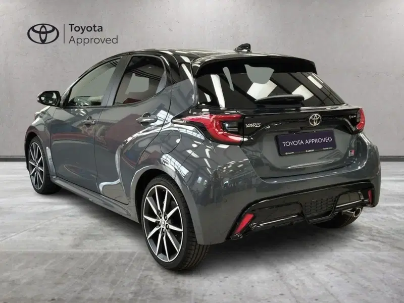 Toyota Yaris GR Sport usata a Roma (4)