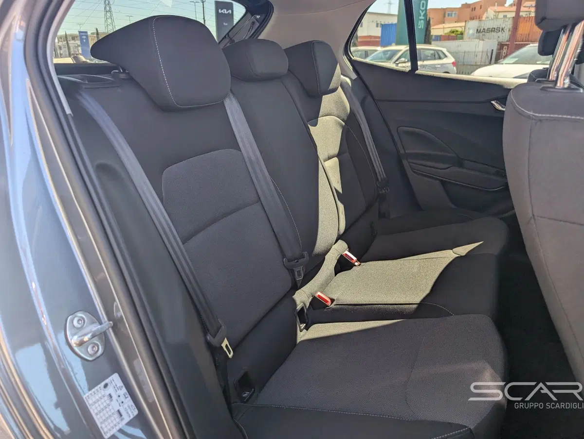 Skoda Fabia usata a Livorno (20)