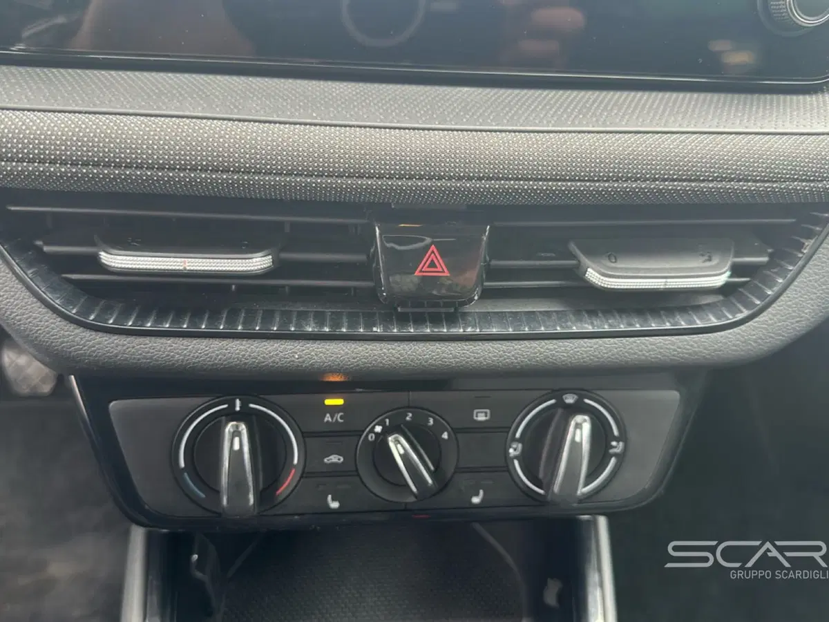 Skoda Fabia usata a Livorno (14)