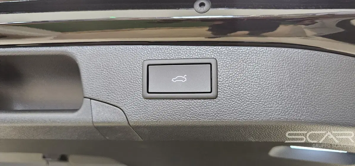 Skoda Superb nuova a Livorno (15)
