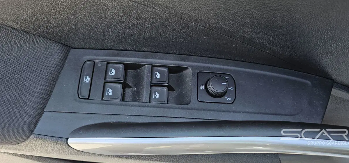 Skoda Fabia usata a Livorno (11)