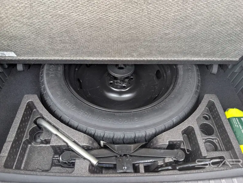 Skoda Kodiaq usata a Livorno (15)