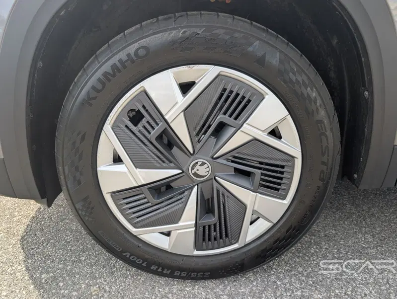 Skoda Kodiaq usata a Livorno (9)