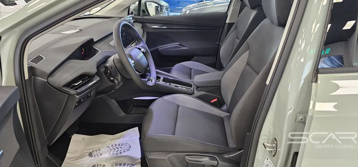 Skoda Elroq nuova a Livorno (11)