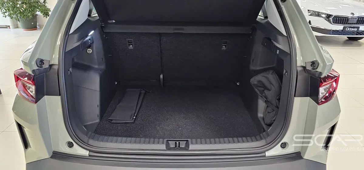 Skoda Elroq nuova a Livorno (14)