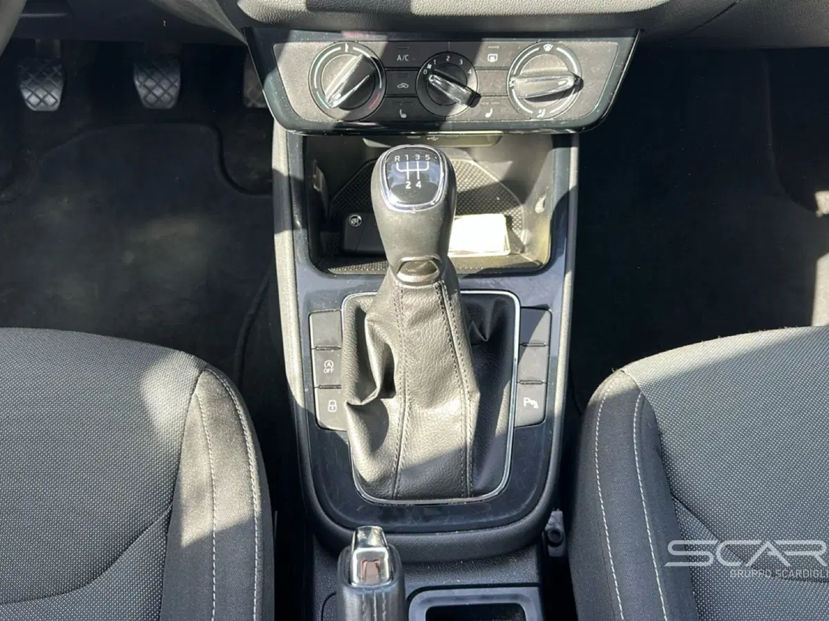 Skoda Fabia usata a Livorno (14)