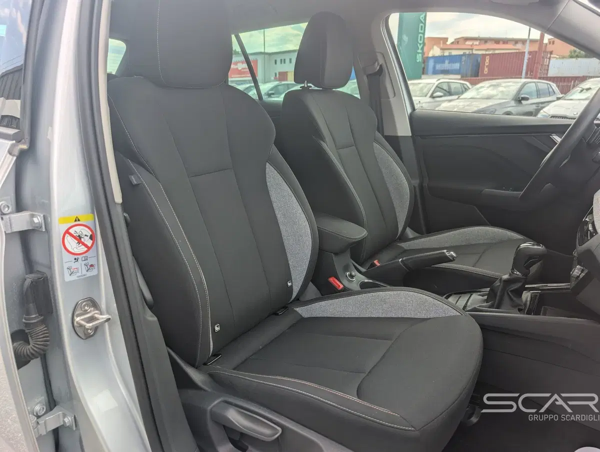 Skoda Kamiq usata a Livorno (20)