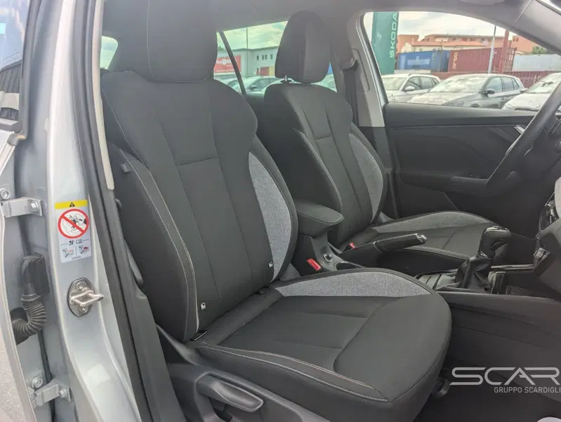 Skoda Kamiq usata a Livorno (20)