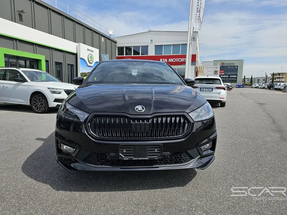 Skoda Fabia nuova a Livorno (8)