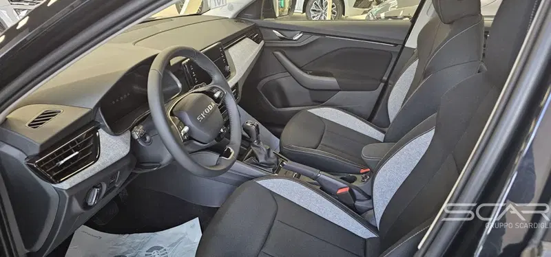 Skoda Kamiq nuova a Livorno (13)