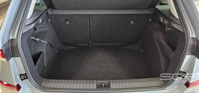 Skoda Kamiq nuova a Livorno (19)
