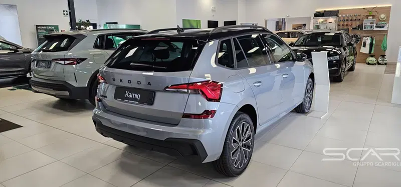 Skoda Kamiq nuova a Livorno (4)