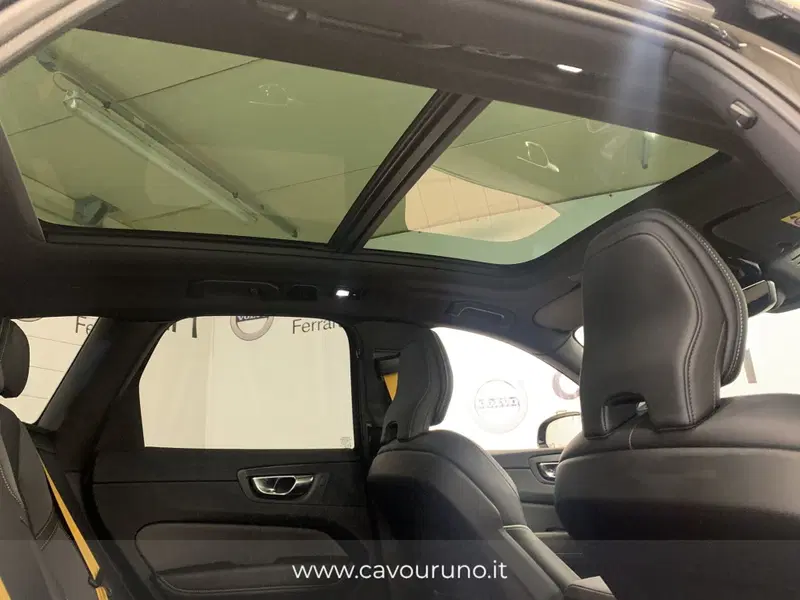 Volvo XC60 usata a Ferrara (18)