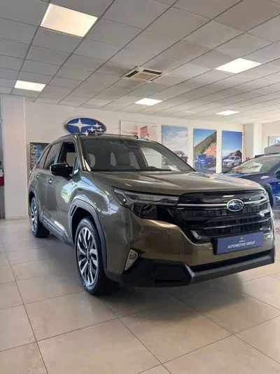 Subaru Forester 2.0i e-boxer Premium lineartronic nuova a Ravenna