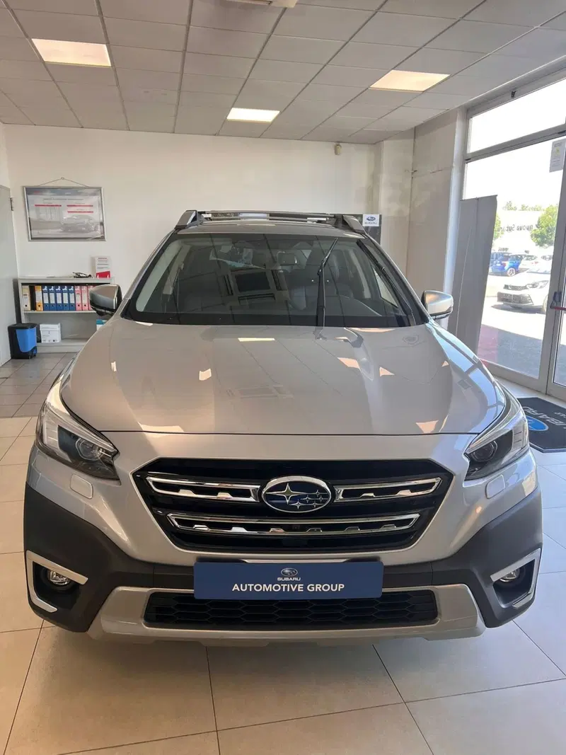 Subaru Outback nuova a Ravenna (4)