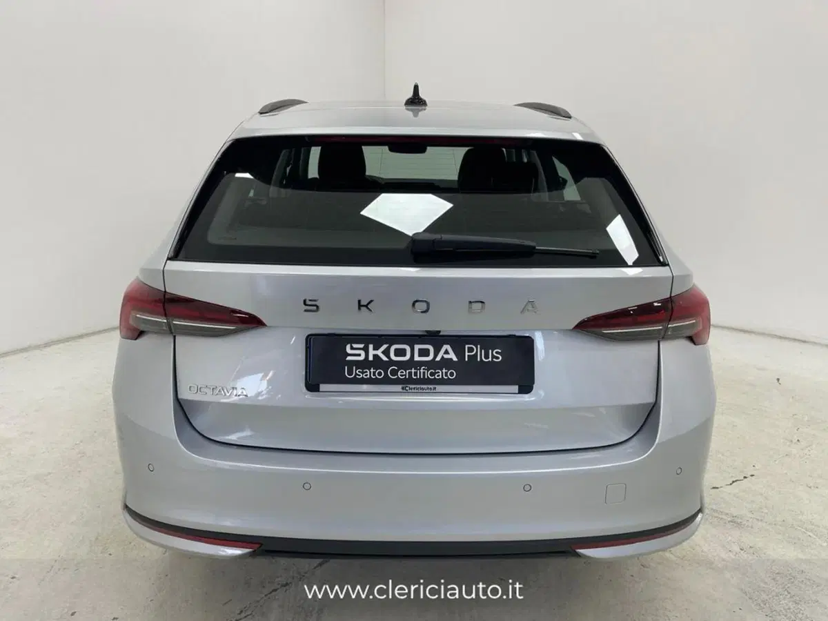 Skoda Octavia Station Wagon usata a Como (7)