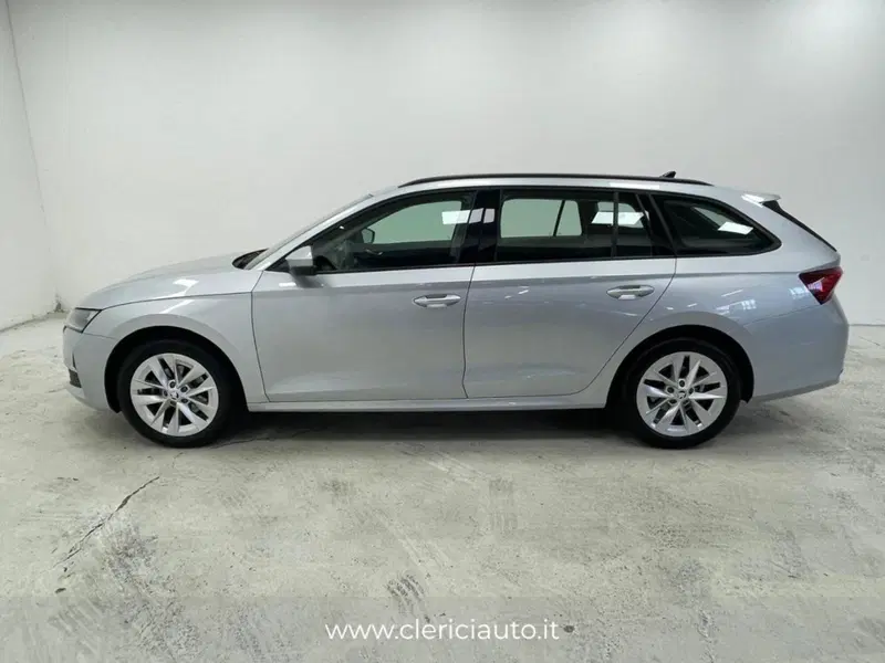 Skoda Octavia Station Wagon usata a Como (8)