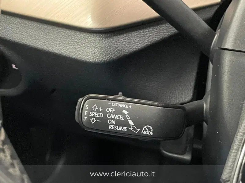 Skoda Kamiq usata a Como (11)