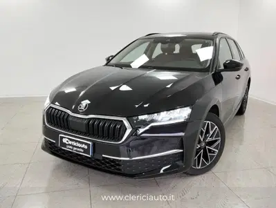 Skoda Octavia Station Wagon 2.0 tdi Selection 150cv dsg del 2025 usata a Lurate Caccivio