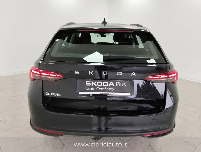 Skoda Octavia Station Wagon usata a Como (7)