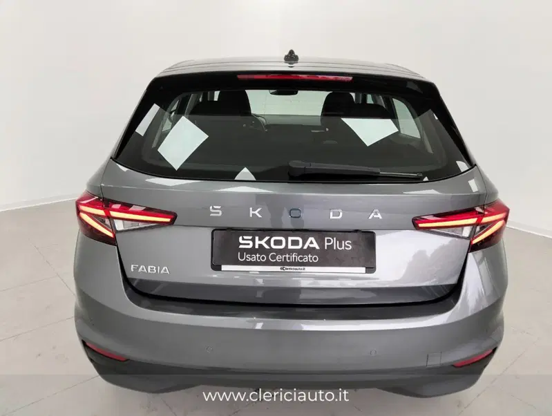 Skoda Fabia usata a Como (7)