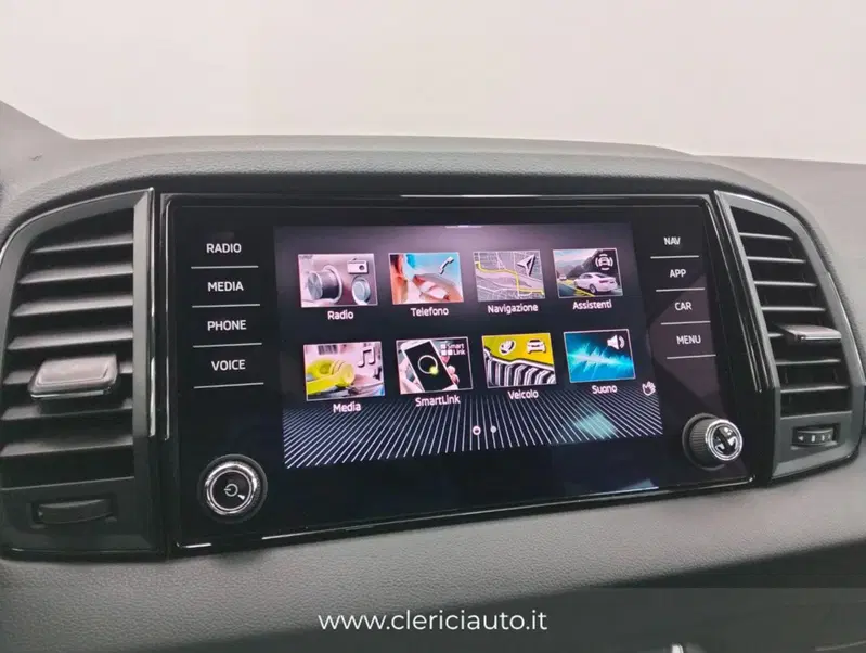 Skoda Karoq usata a Como (14)