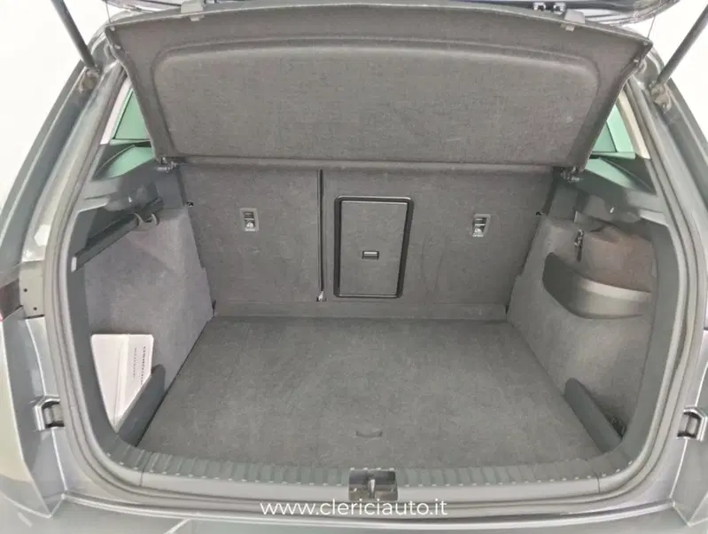 Skoda Karoq usata a Como (19)