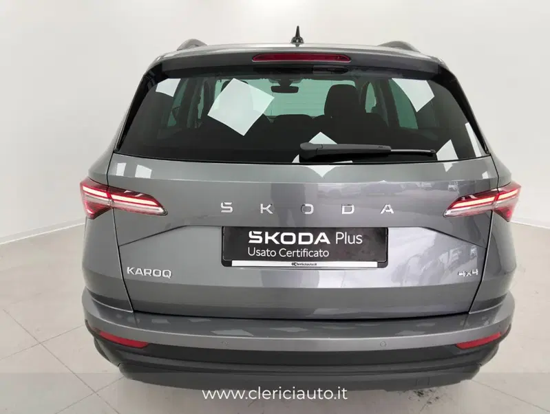 Skoda Karoq usata a Como (7)