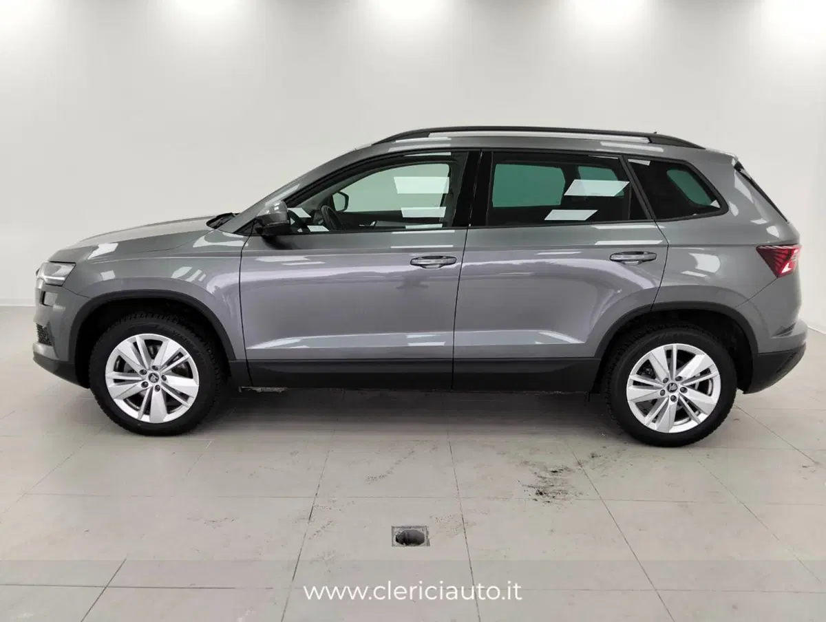 Skoda Karoq usata a Como (8)