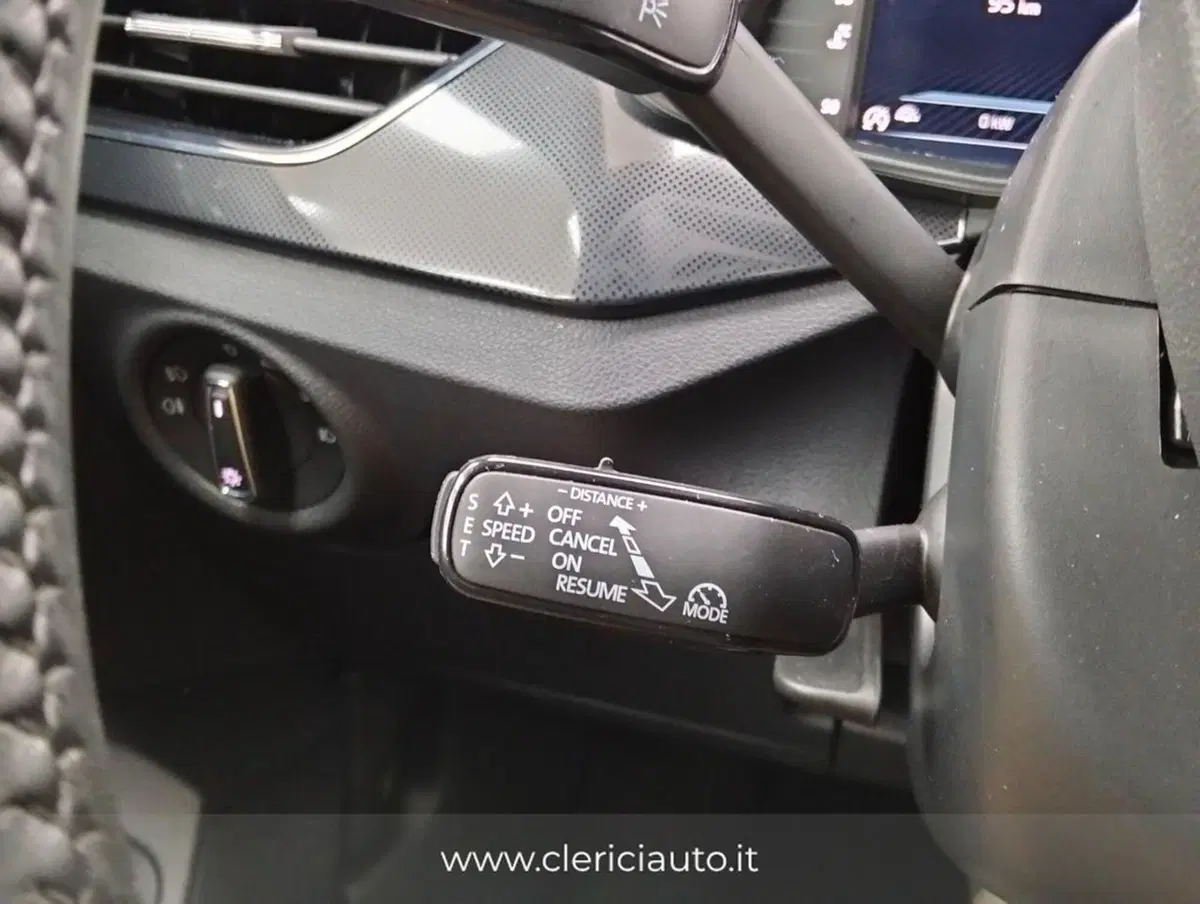 Skoda Kamiq usata a Como (11)