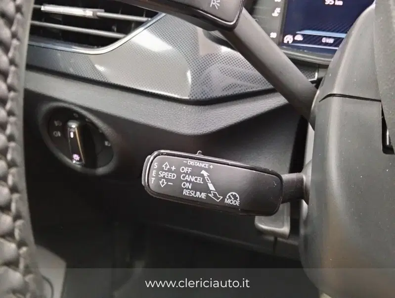 Skoda Kamiq usata a Como (11)