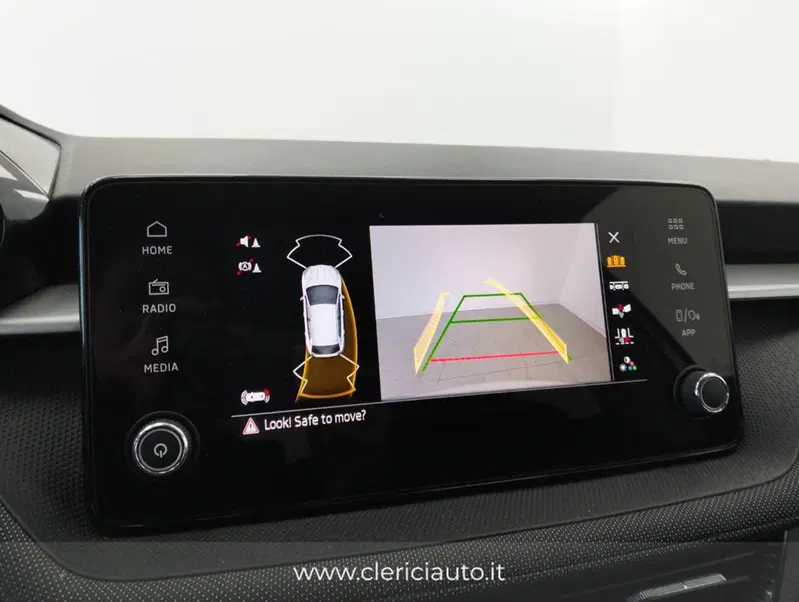 Skoda Fabia usata a Como (16)