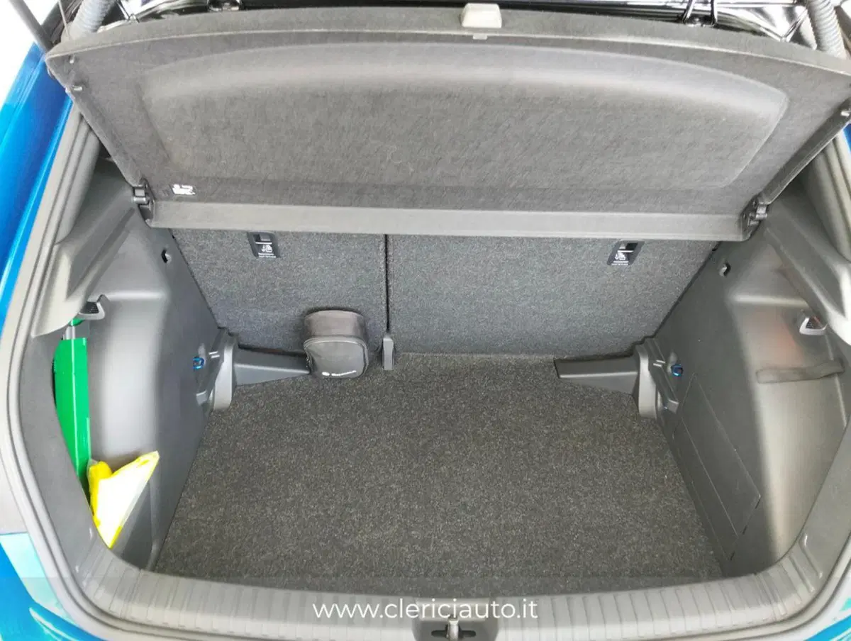 Skoda Fabia usata a Como (17)
