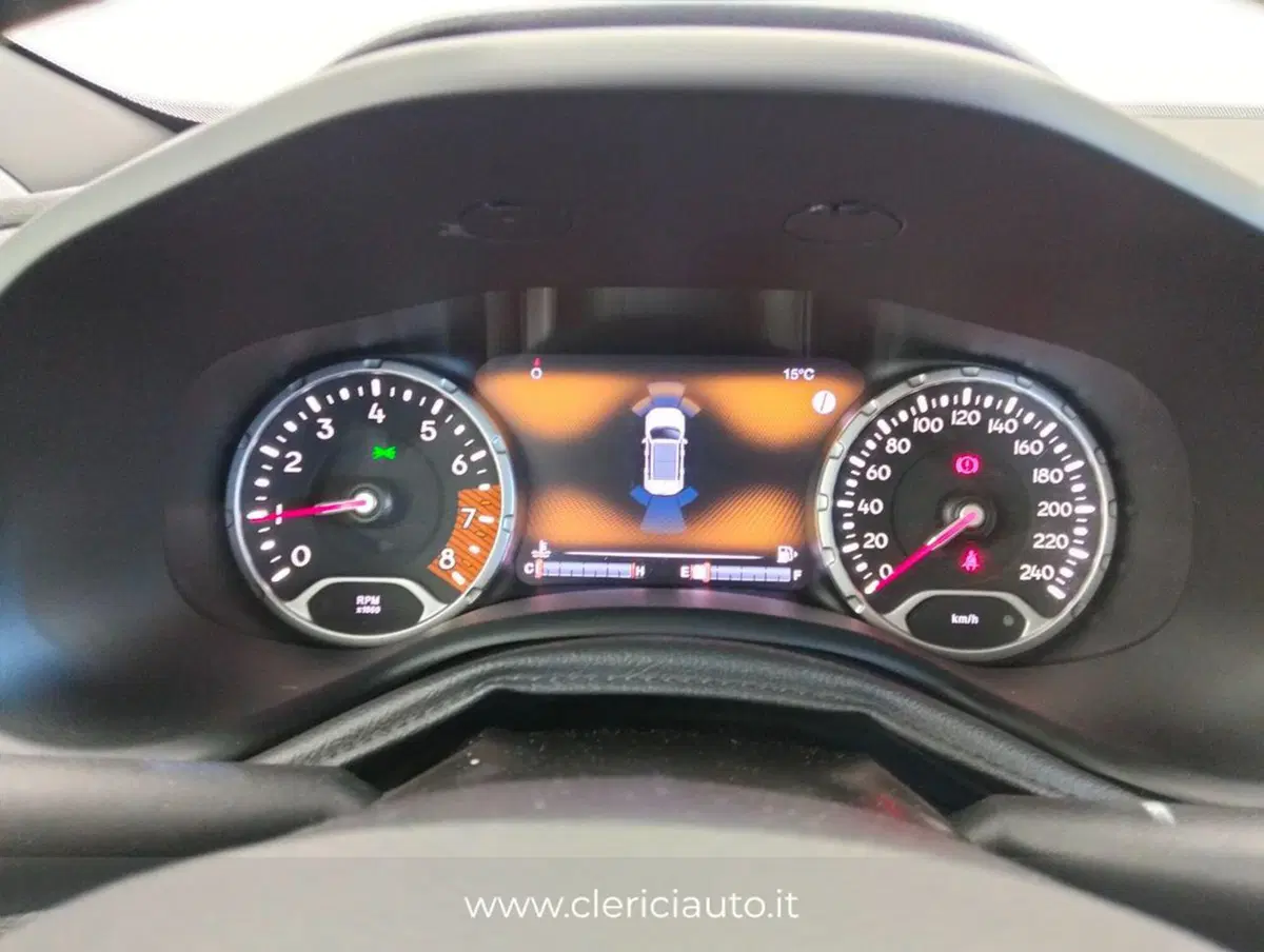 Jeep Renegade usata a Como (14)